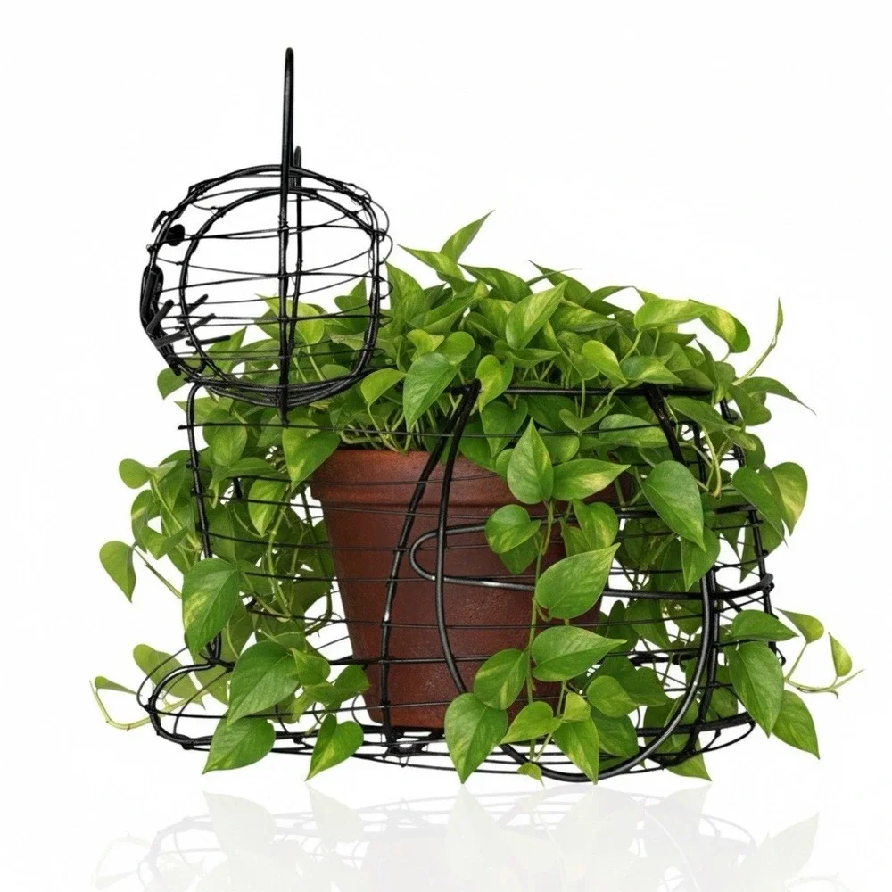 Vintage‎ 90s Cat Shaped Wire Basket | Collecting Eggs Gathering Herbs Farmhouse
